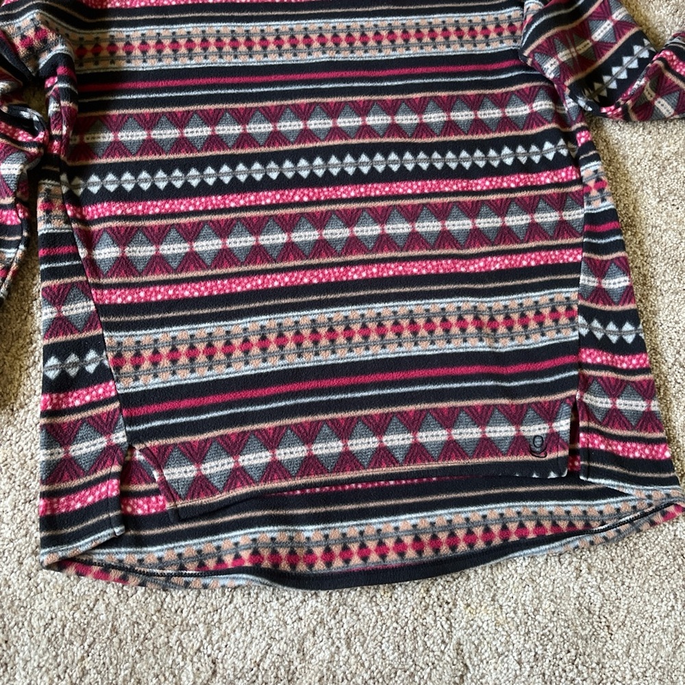 Patterned Fleece - Picture 3 of 4